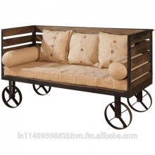 Sofa Side Rolling Metal mit Holzstreifen